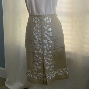 Ann Taylor Loft skirt. Size 6.